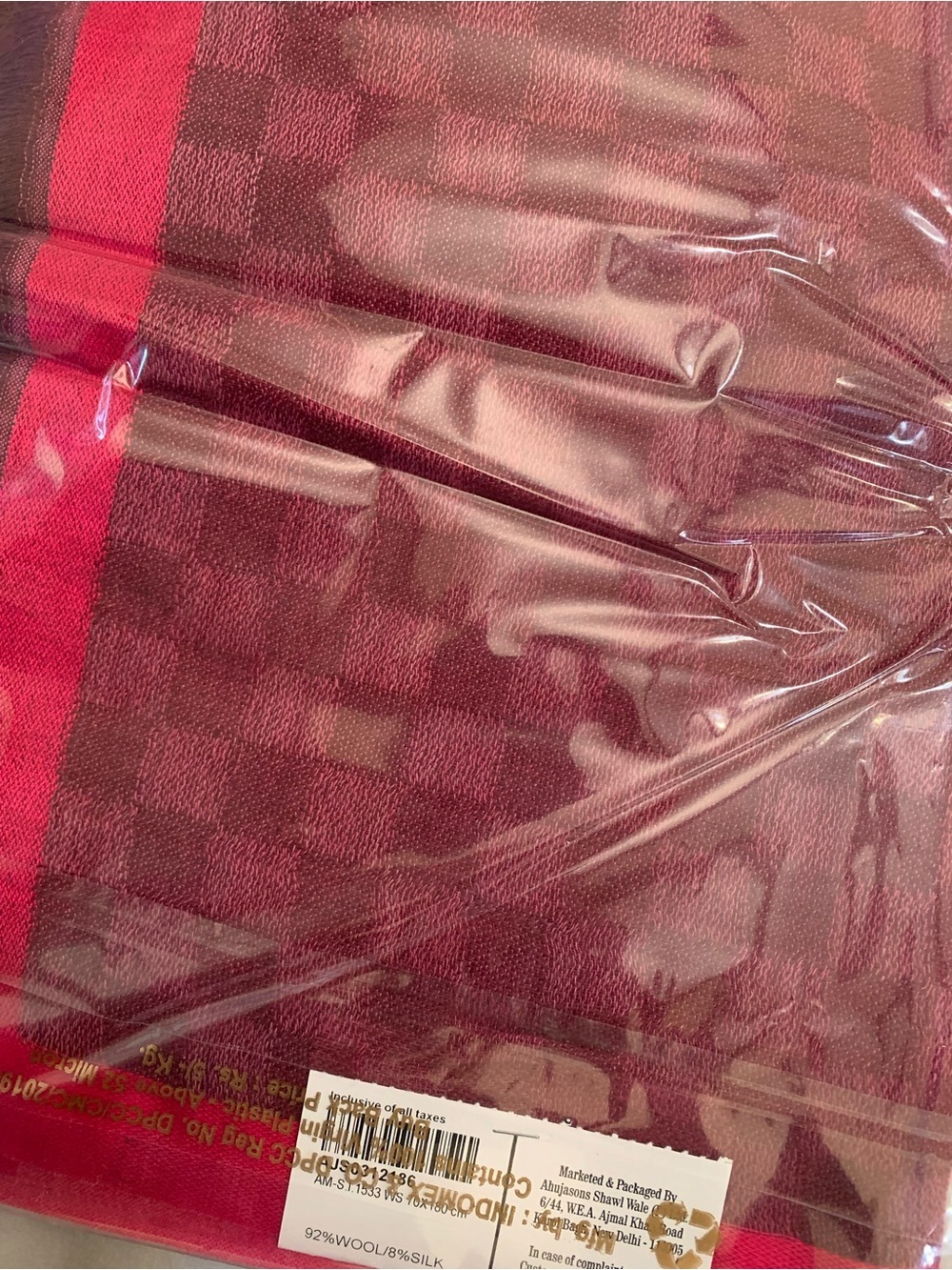 Pashmina’s n silk soft light weight Checker Scarf with pink Stripe